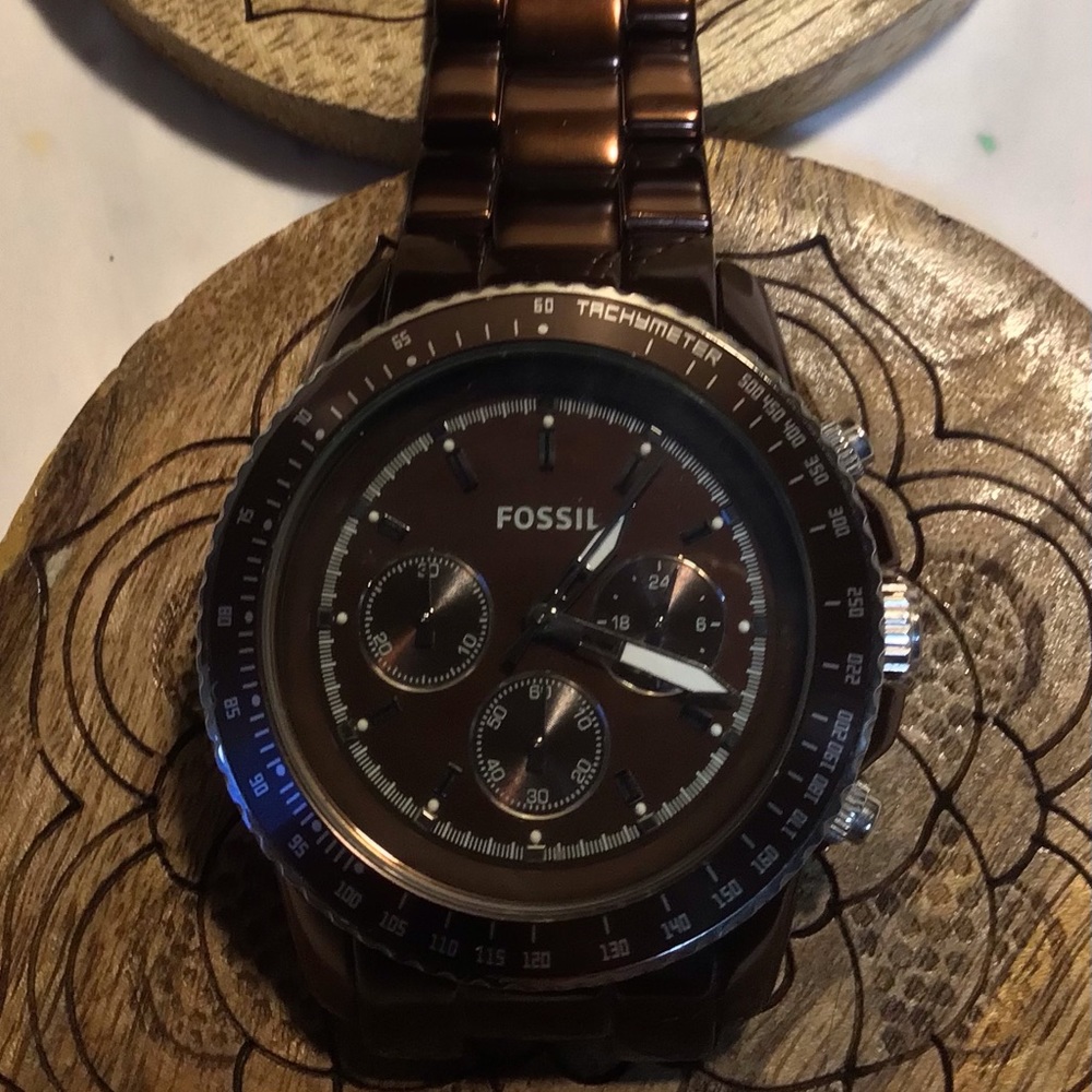 Bronze Fossil Watch - Seize 6 inches or less